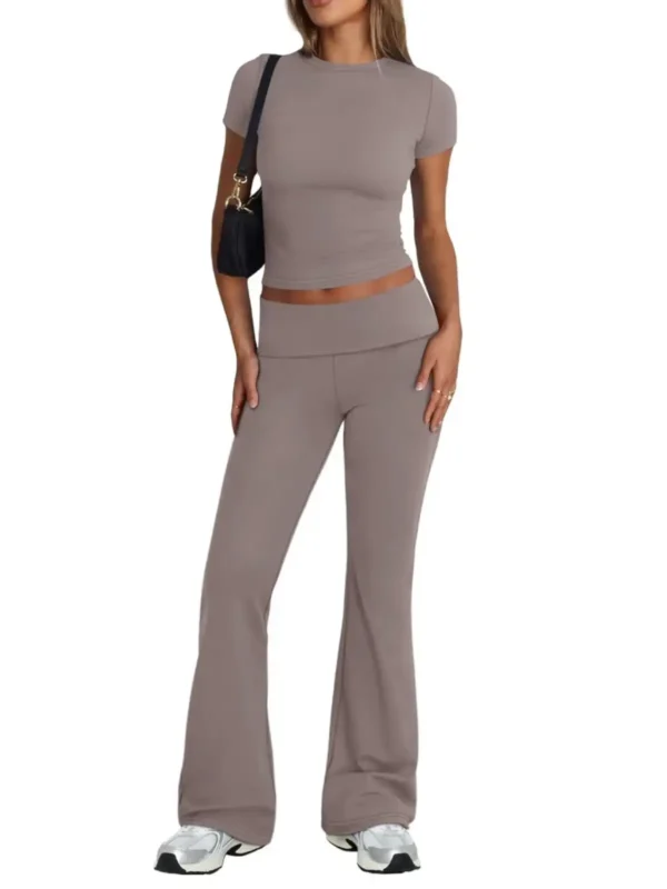 Stylish And Versatile: Women'S Two-Piece Casual Suit Pants With Short Sleeved Top And Bell Pants - Image 6