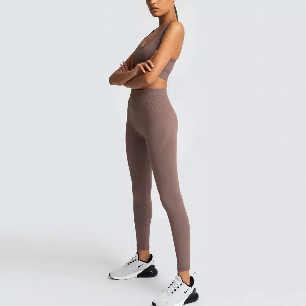 Top-Rated Seamless Knit Ass Yoga Suit: Solid Color Sports Fitness Vest For Optimal Performance 3 Top-Rated Seamless Knit Ass Yoga Suit: Solid Color Sports Fitness Vest For Optimal Performance - Image 3