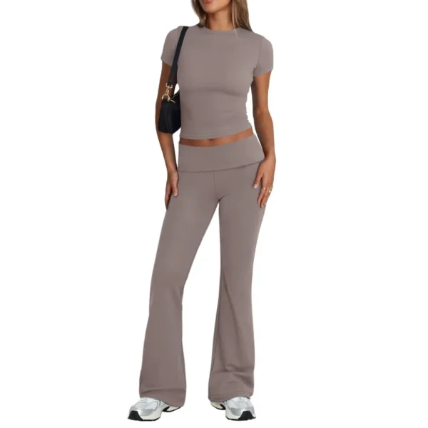 Stylish And Versatile: Women'S Two-Piece Casual Suit Pants With Short Sleeved Top And Bell Pants - Image 3
