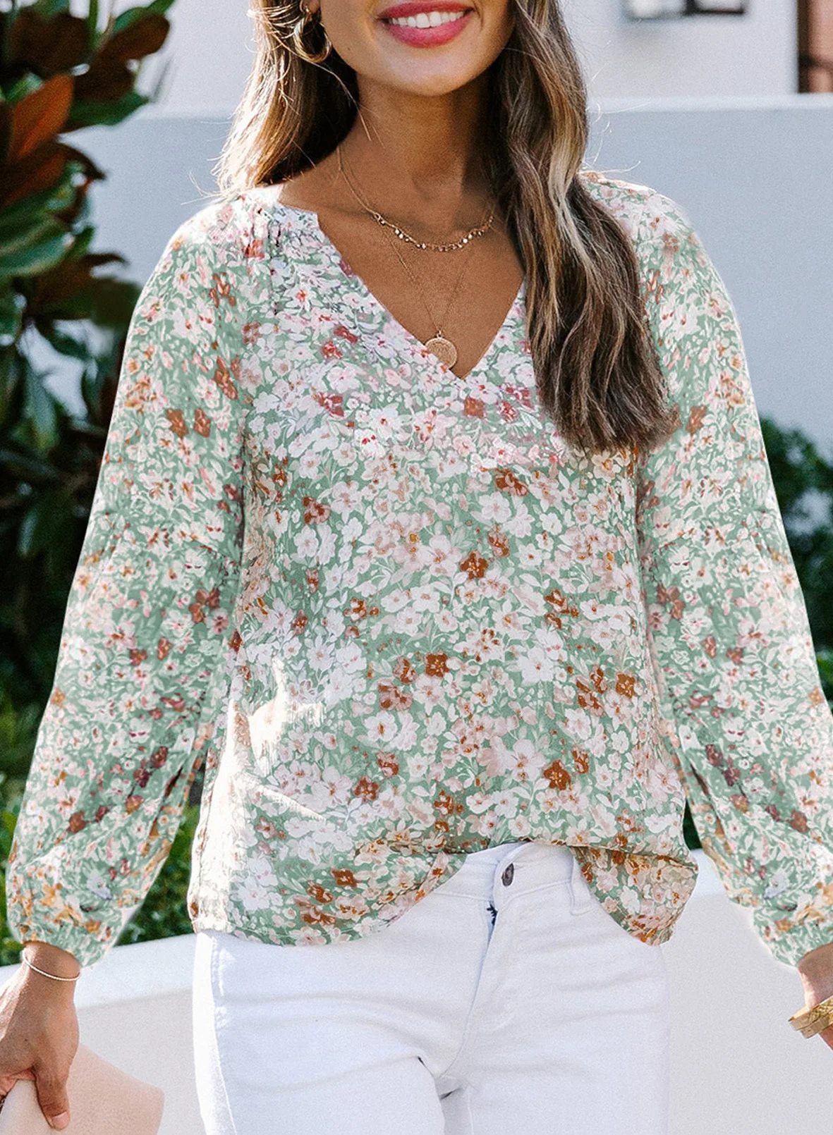 Stylish And Chic: Women'S V-Neck Chiffon Shirt With Lantern Sleeves And Blood Floral Print 46 Undefined