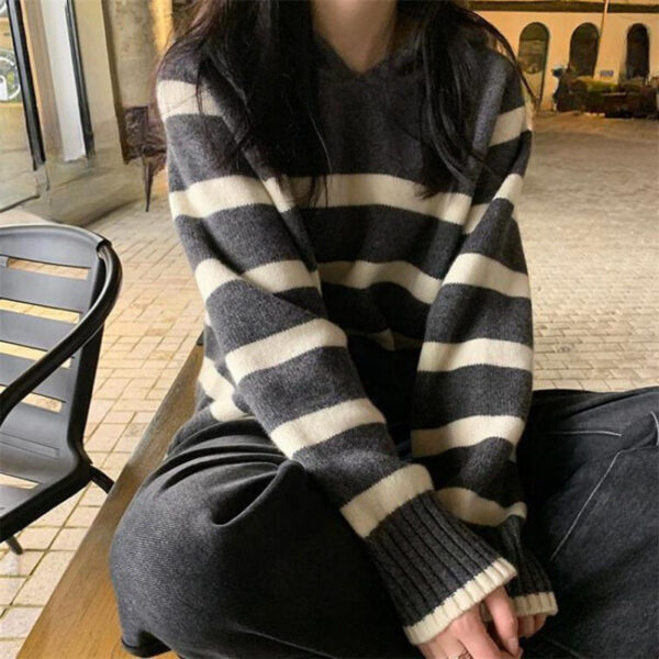 Retro Striped Hooded Sweater Women'S Autumn And Winter Lazy Wind Long-Sleeved Contrasting Color Knitted Sweater - Image 3
