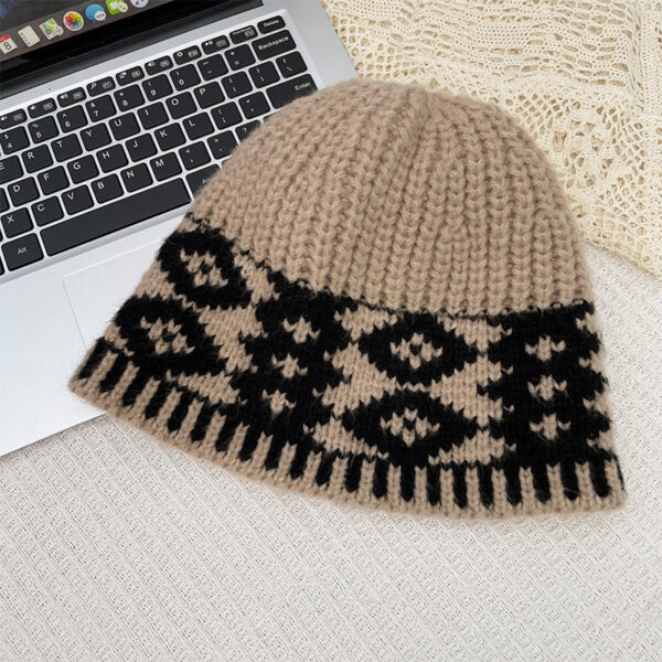 Retro Wool Hat Autumn And Winter Women'S Warm Ear Protection Versatile Face Small Color Matching Warm Knitted Bucket Hat - Image 8