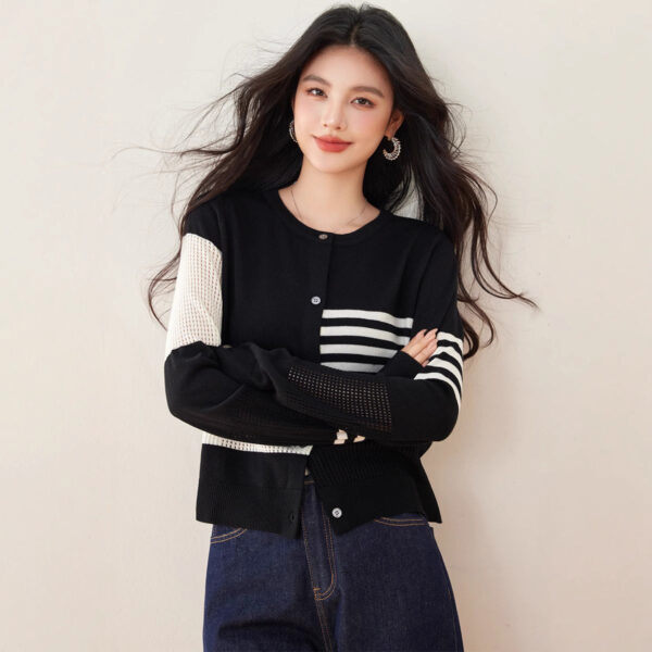 Spring New Korean Lazy Niche Irregular Hollow Texture Striped Crew Neck Cardigan Knitted Top Women - Image 2